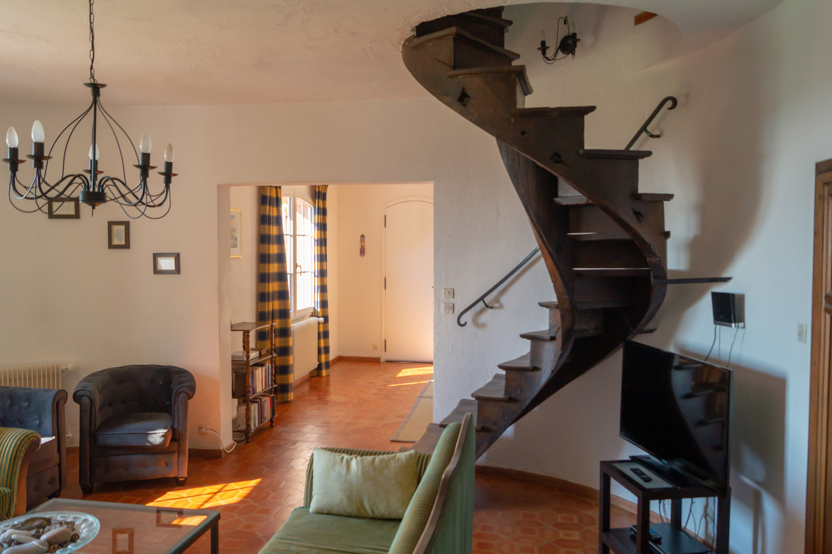 Wohnzimmer blick Kamin